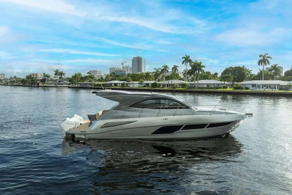 2025 410HT Yacht For Sale in Fort Lauderdale FL 2025 410HT Yacht For Sale in Fort Lauderdale FL