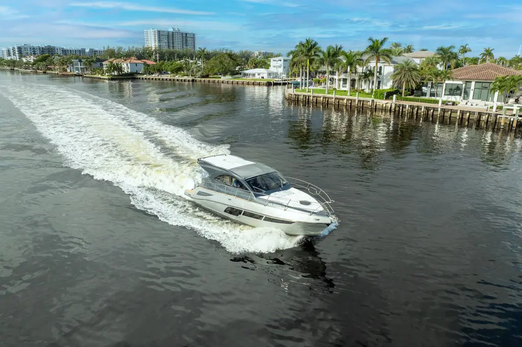 2025 410HT Yacht For Sale in Fort Lauderdale FL 2025 410HT Yacht For Sale in Fort Lauderdale FL