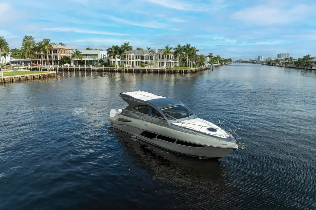 2025 410HT Yacht For Sale in Fort Lauderdale FL 2025 410HT Yacht For Sale in Fort Lauderdale FL