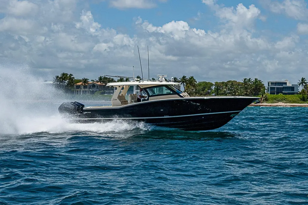 2025 Scout 425 LXF Yacht For Sale in Boca Raton FL 2025 Scout 425 LXF Yacht For Sale in Boca Raton FL