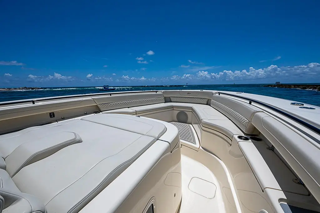 2025 Scout 425 LXF Yacht For Sale in Boca Raton FL 2025 Scout 425 LXF Yacht For Sale in Boca Raton FL