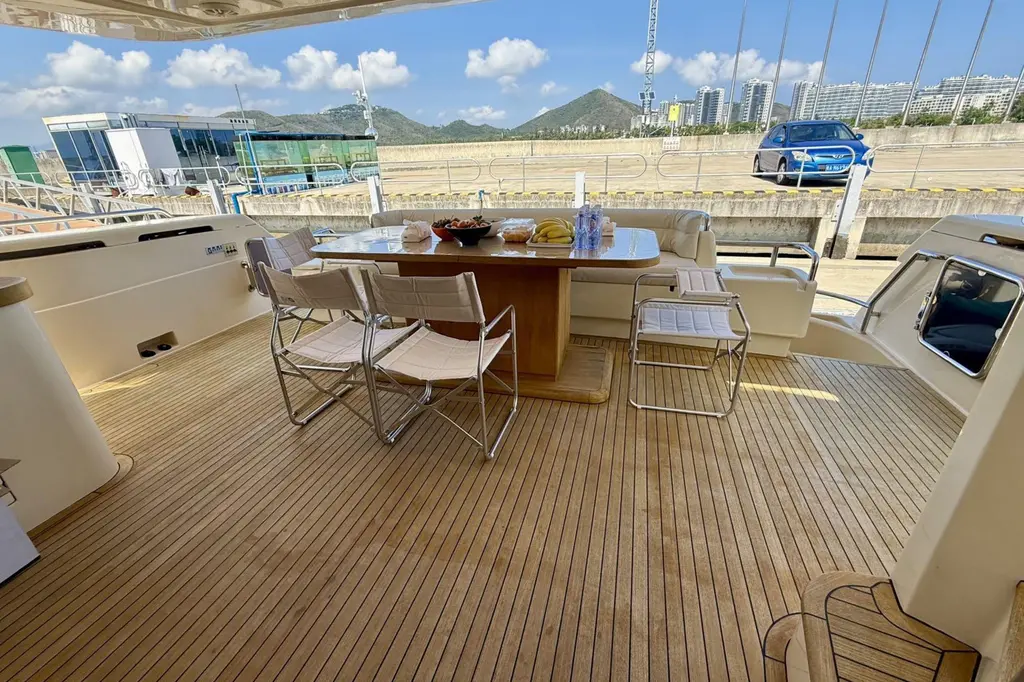 2014 Ferretti Yachts 840 Yacht For Sale in Hainan 2014 Ferretti Yachts 840 Yacht For Sale in Hainan