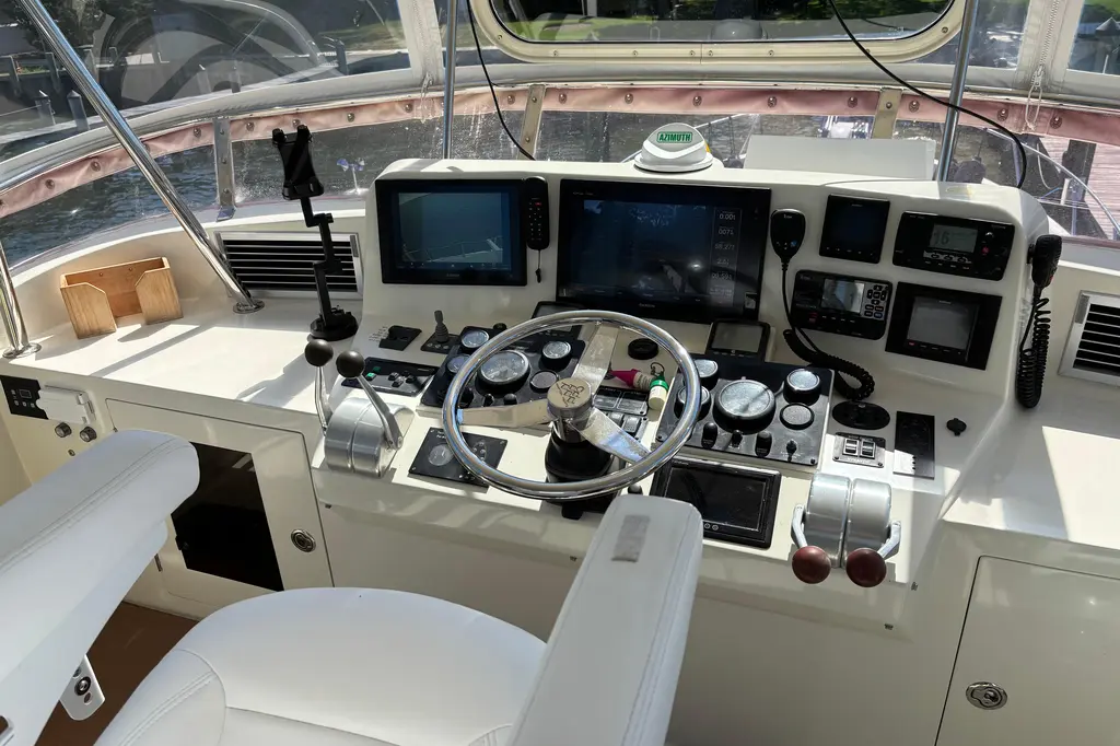 Los Lobos 2005 Hampton F/ B Cruiser Yacht For Sale in Point Pleasant Beach NJ Los Lobos 2005 Hampton F/ B Cruiser Yacht For Sale in Point Pleasant Beach NJ