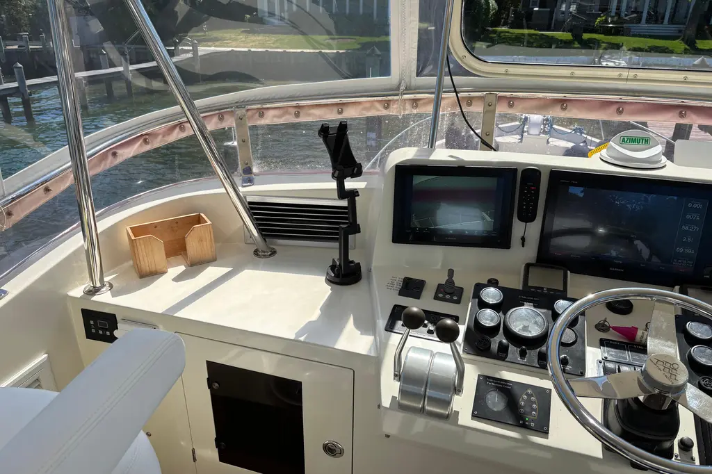 Los Lobos 2005 Hampton F/ B Cruiser Yacht For Sale in Point Pleasant Beach NJ Los Lobos 2005 Hampton F/ B Cruiser Yacht For Sale in Point Pleasant Beach NJ