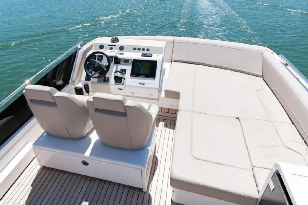 2017 Fairline Squadron 53 Yacht For Sale in Istanbul 2017 Fairline Squadron 53 Yacht For Sale in Istanbul
