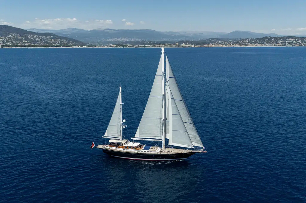 Anamcara 2000 Jongert 31 Yacht For Sale in Mandelieu-la-Napoule Anamcara 2000 Jongert 31 Yacht For Sale in Mandelieu-la-Napoule