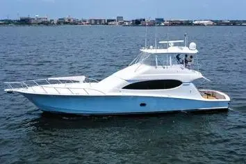 2007 Hatteras 68 Convertible Yacht For Sale in Fort Lauderdale FL 2007 Hatteras 68 Convertible Yacht For Sale in Fort Lauderdale FL