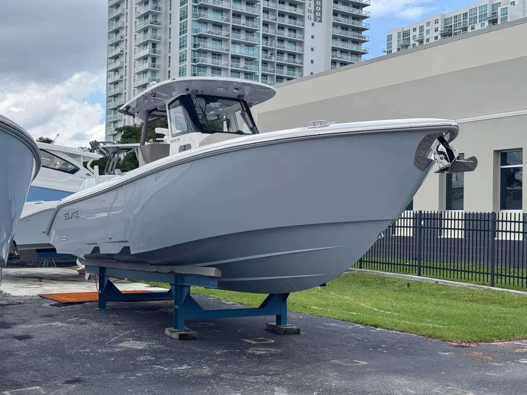 2025 Solace 32CS Yacht For Sale in Miami FL 2025 Solace 32CS Yacht For Sale in Miami FL