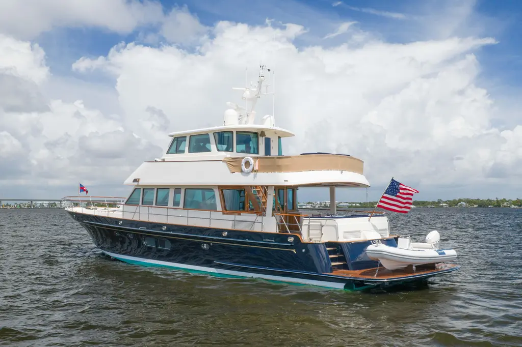 J SEA V 2022 Hunt Yachts Hunt Ocean 76EP Yacht For Sale in Stuart FL J SEA V 2022 Hunt Yachts Hunt Ocean 76EP Yacht For Sale in Stuart FL