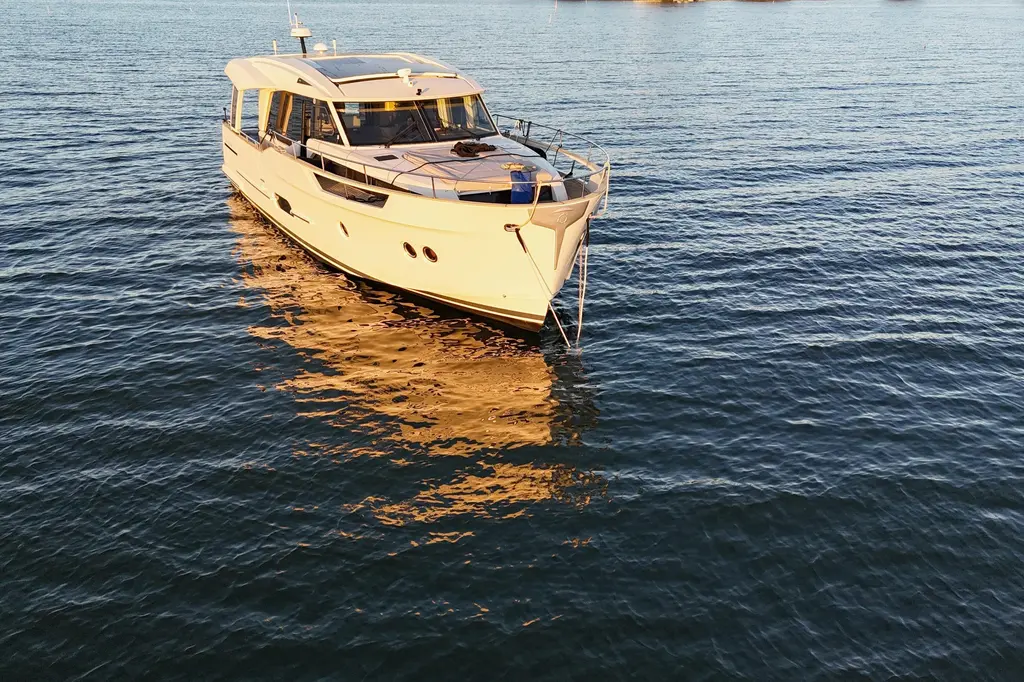 Safe Haven 2019 Greenline 48 Coupe Yacht For Sale in Erie PA Safe Haven 2019 Greenline 48 Coupe Yacht For Sale in Erie PA