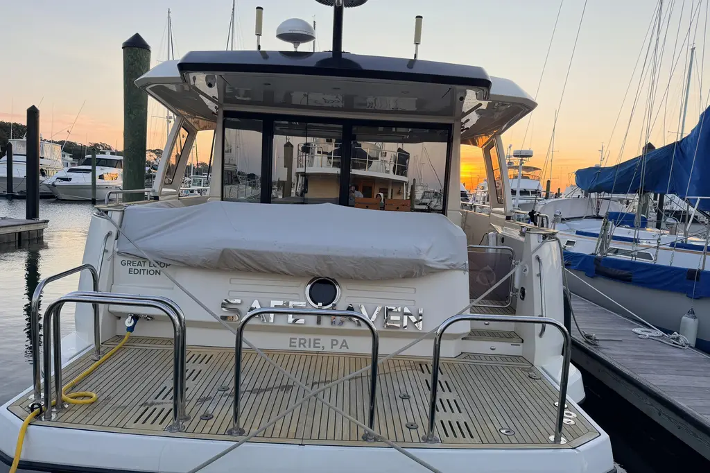 Safe Haven 2019 Greenline 48 Coupe Yacht For Sale in Erie PA Safe Haven 2019 Greenline 48 Coupe Yacht For Sale in Erie PA