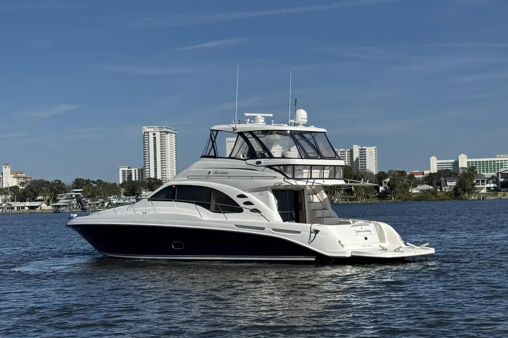 IMMACULATA 2007 Sea Ray 580 Sedan Bridge Yacht For Sale in Daytona Beach FL IMMACULATA 2007 Sea Ray 580 Sedan Bridge Yacht For Sale in Daytona Beach FL