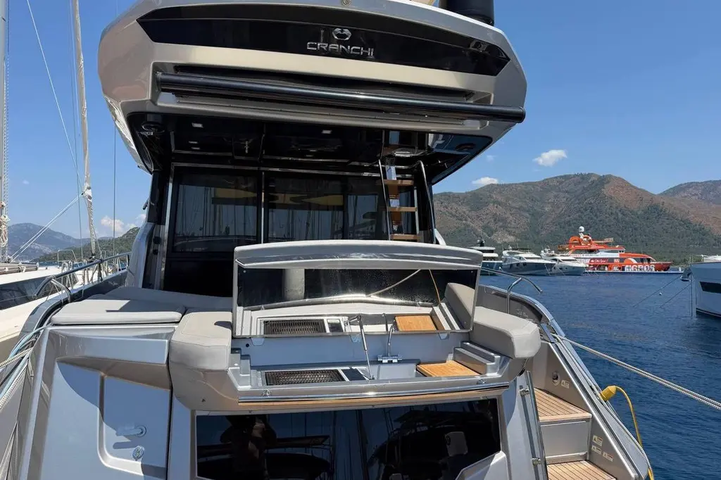 2018 Cranchi E 52 Fly Yacht For Sale in Keş 2018 Cranchi E 52 Fly Yacht For Sale in Keş