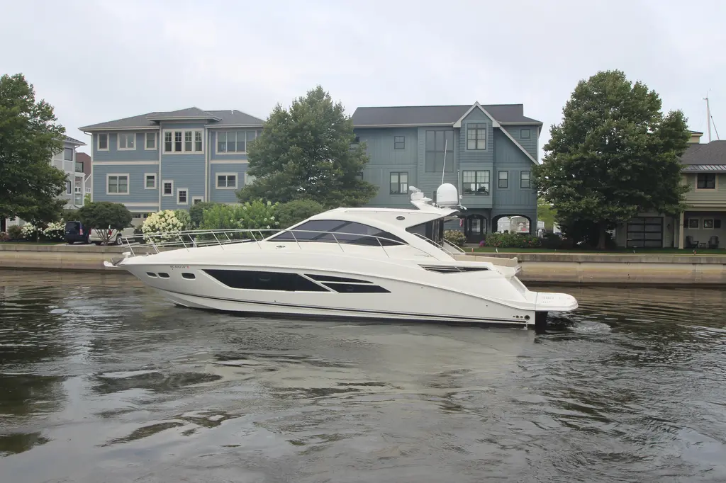 2016 Sea Ray Sundancer 510 Yacht For Sale in New Buffalo MI 2016 Sea Ray Sundancer 510 Yacht For Sale in New Buffalo MI