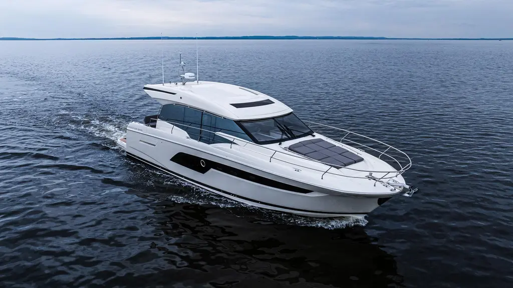 IN STOCK 2023 Prestige 520S Yacht For Sale in Staten Island NY IN STOCK 2023 Prestige 520S Yacht For Sale in Staten Island NY