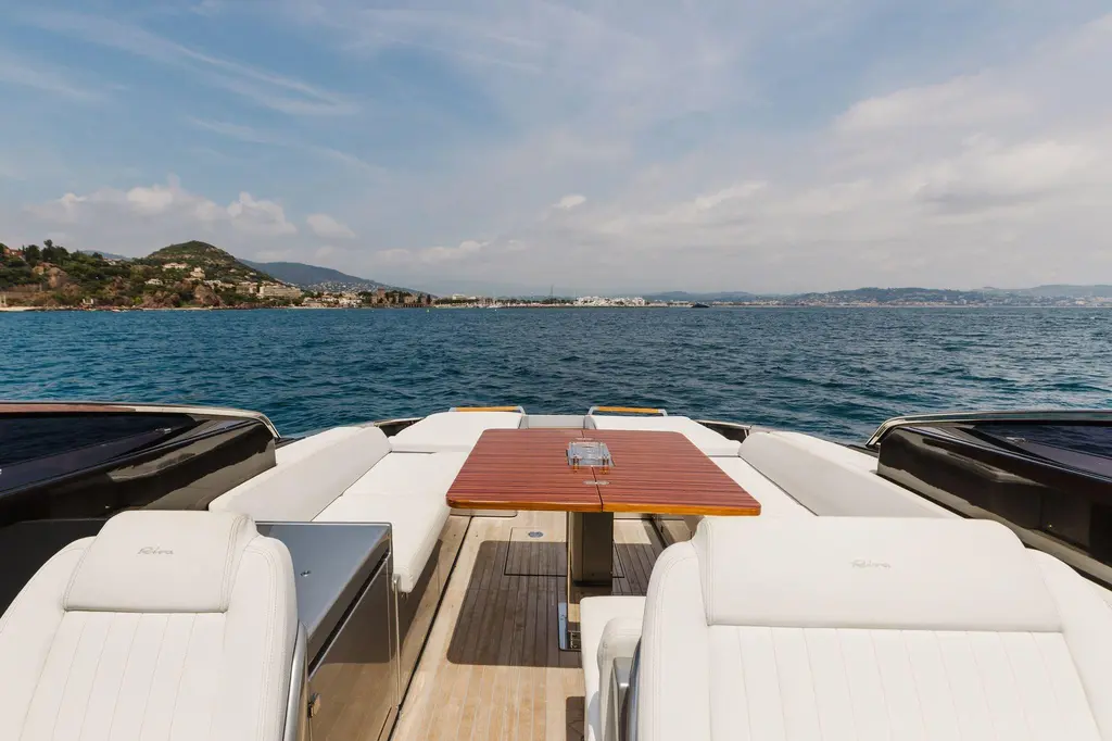 2020 Riva 48' Dolceriva Yacht For Sale in Cannes 2020 Riva 48' Dolceriva Yacht For Sale in Cannes