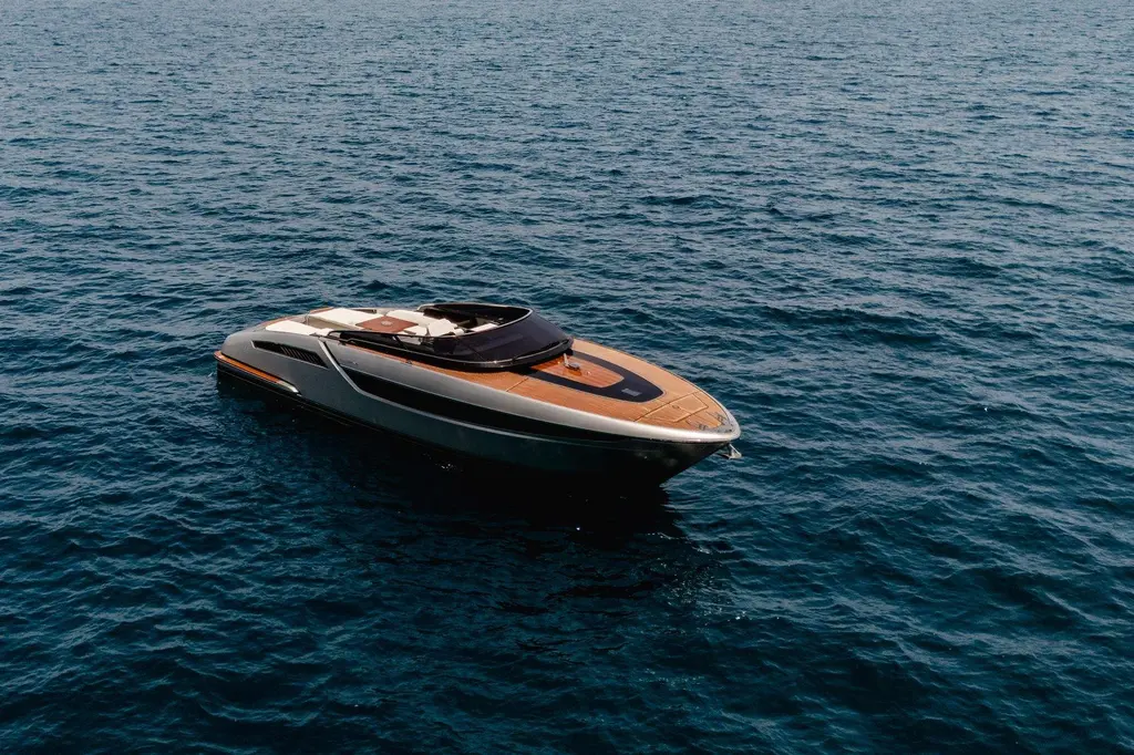 2020 Riva 48' Dolceriva Yacht For Sale in Cannes 2020 Riva 48' Dolceriva Yacht For Sale in Cannes