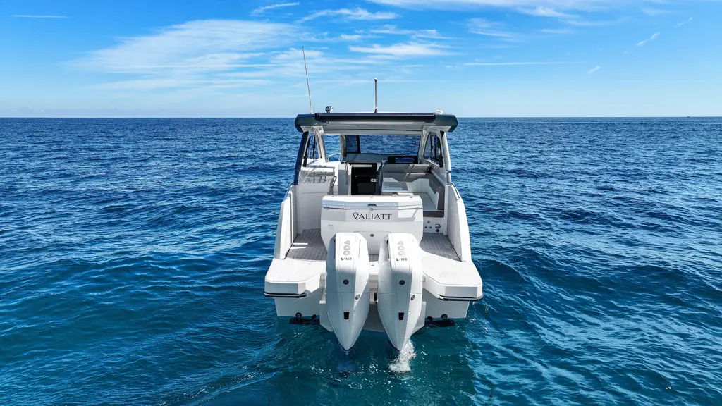 2026 380 Bowrider Yacht For Sale in Tampa FL 2026 380 Bowrider Yacht For Sale in Tampa FL