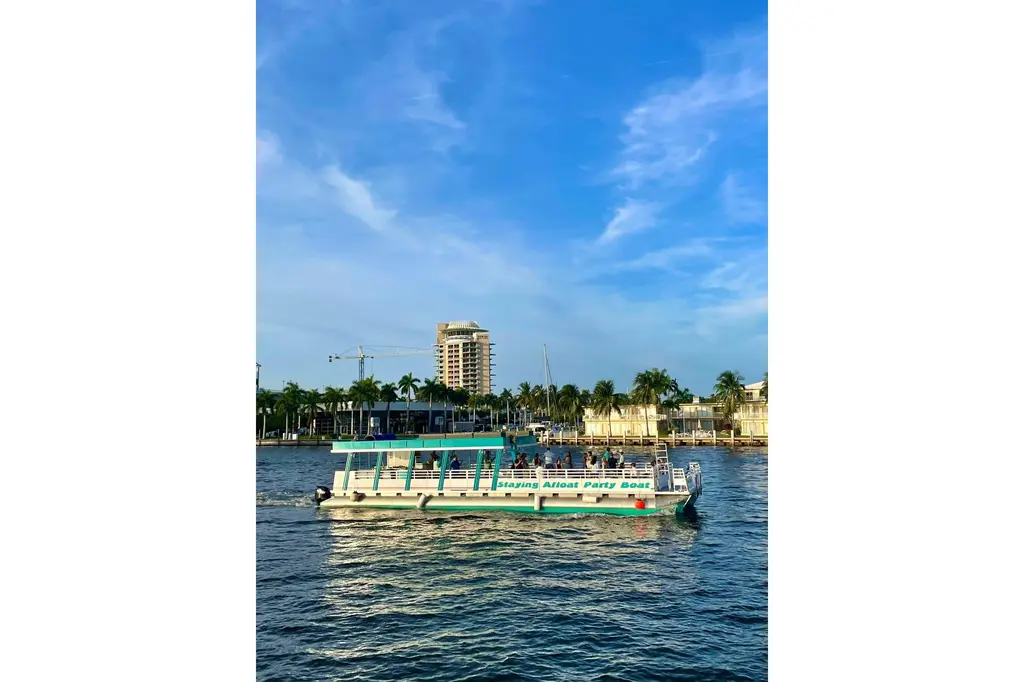 Teal Titon 2022 Trident 6516 Yacht For Sale in Tavares FL Teal Titon 2022 Trident 6516 Yacht For Sale in Tavares FL