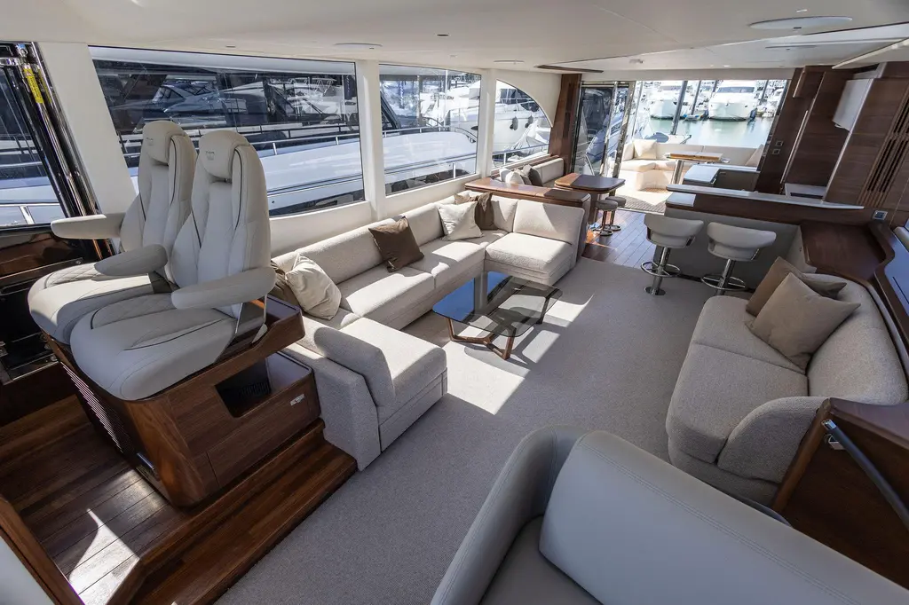 Y72102 2026 Princess Y72 Yacht For Sale in Lower Swanwick E19 Y72102 2026 Princess Y72 Yacht For Sale in Lower Swanwick E19