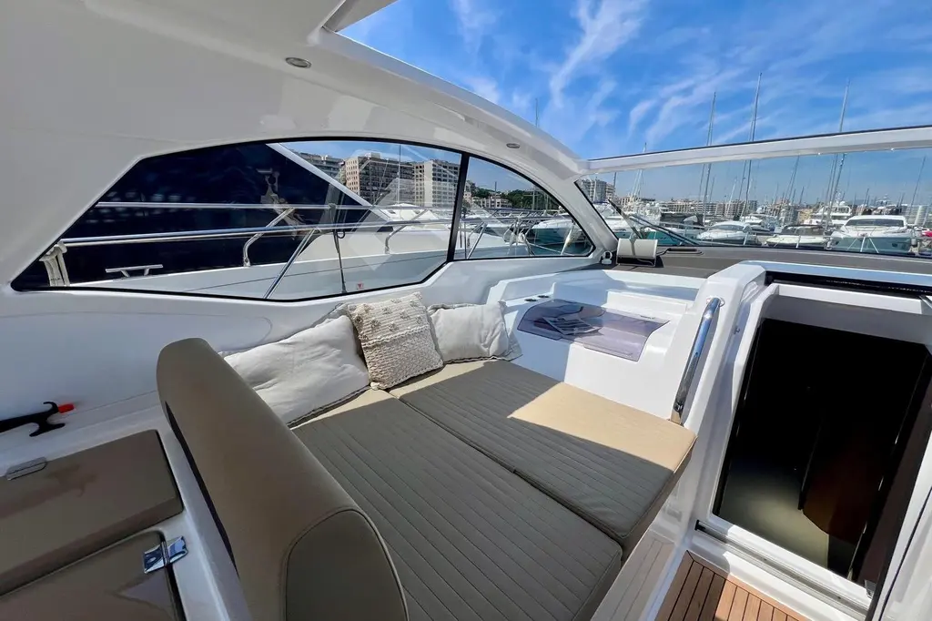  2018 Azimut Atlantis 43 Yacht For Sale in Palma 