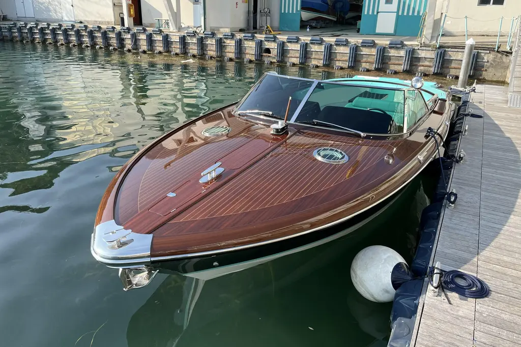 2022 Riva Anniversario Yacht For Sale in Sarnico IT-BG 2022 Riva Anniversario Yacht For Sale in Sarnico IT-BG