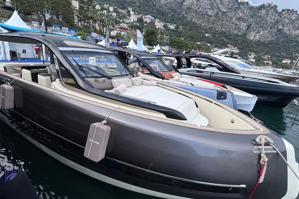 OSCAR 2021 Invictus TT460 Yacht For Sale in Mandelieu-la-Napoule OSCAR 2021 Invictus TT460 Yacht For Sale in Mandelieu-la-Napoule