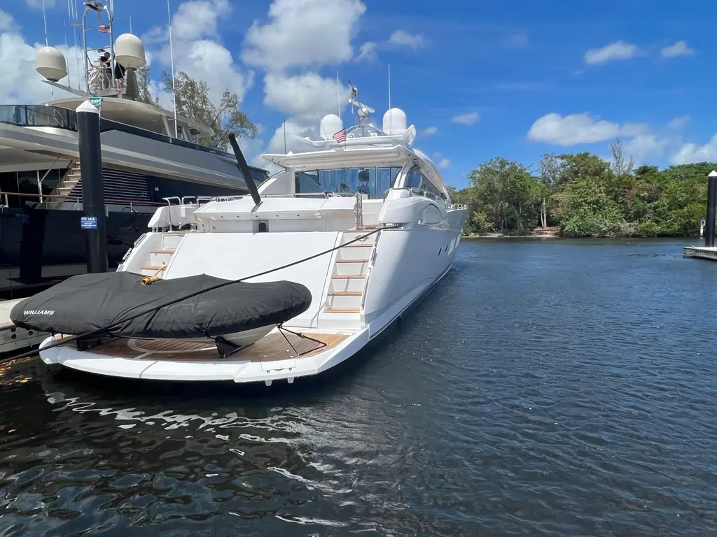 2007 Sunseeker Predator 108 Yacht For Sale in Naples FL 2007 Sunseeker Predator 108 Yacht For Sale in Naples FL