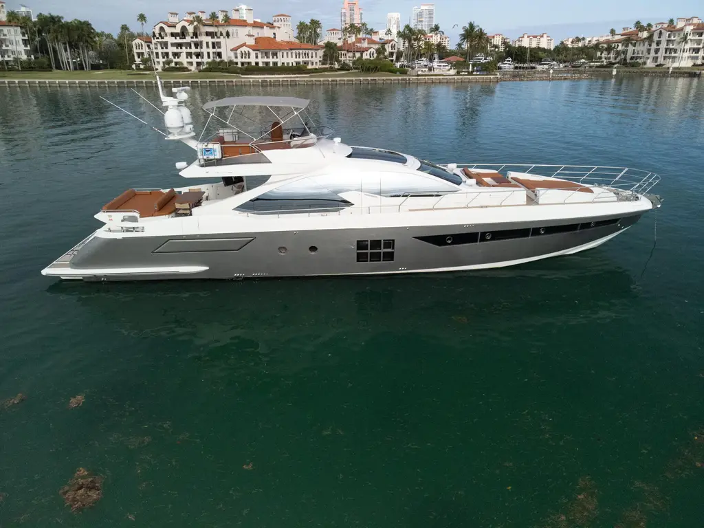 2015 Azimut 77S Yacht For Sale in Miami Beach FL 2015 Azimut 77S Yacht For Sale in Miami Beach FL