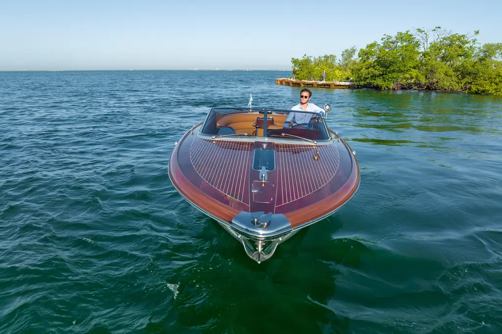 Mia Mia 2020 Riva 33' Aquariva Yacht For Sale in Miami FL