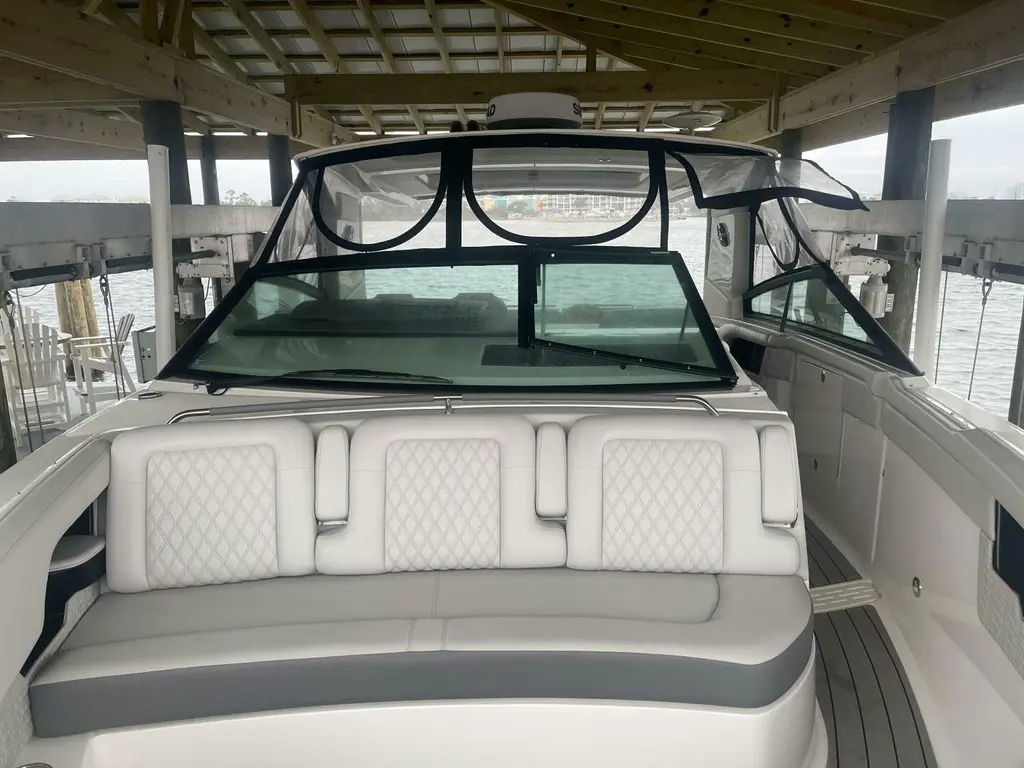 40 Sea Ray SLX 400 / 2022 2022 Sea Ray SLX 400 Yacht For Sale in Orange Beach AL 40 Sea Ray SLX 400 / 2022 2022 Sea Ray SLX 400 Yacht For Sale in Orange Beach AL