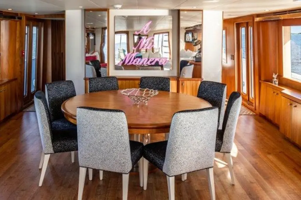 CLAIRE 2003 Hatteras 100 Raised Pilothouse Yacht For Sale in West Palm Beach FL CLAIRE 2003 Hatteras 100 Raised Pilothouse Yacht For Sale in West Palm Beach FL