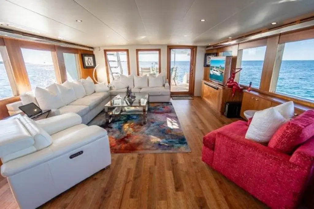 CLAIRE 2003 Hatteras 100 Raised Pilothouse Yacht For Sale in West Palm Beach FL CLAIRE 2003 Hatteras 100 Raised Pilothouse Yacht For Sale in West Palm Beach FL