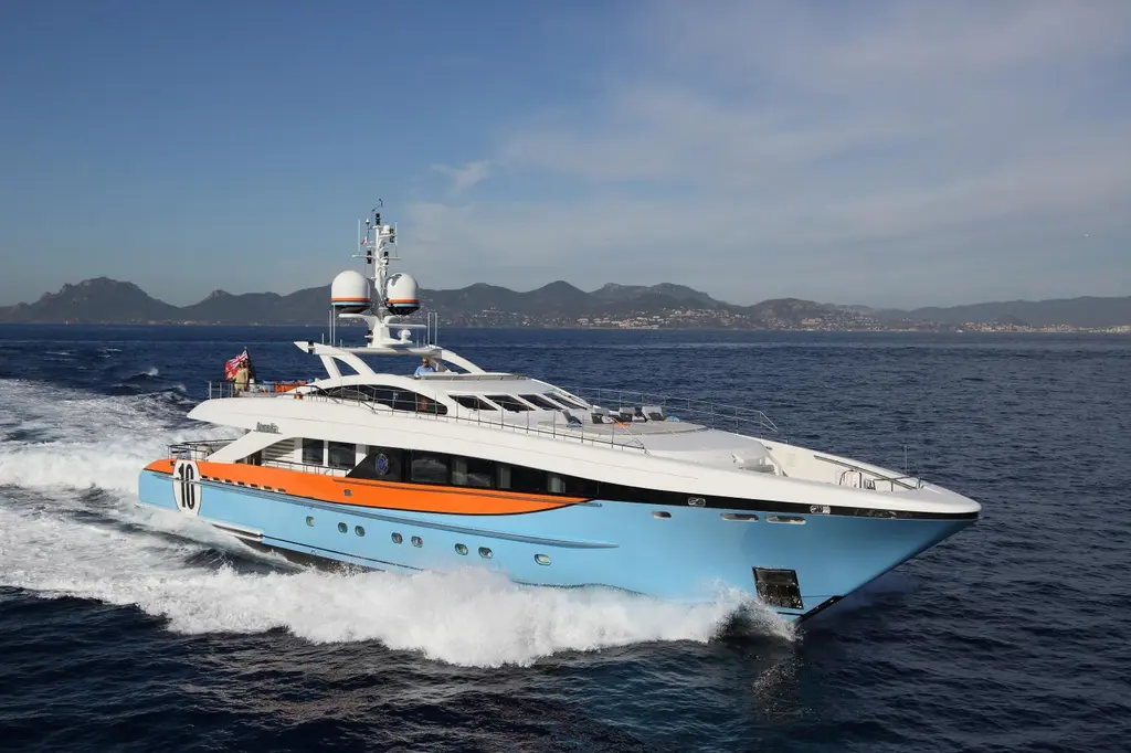 2011 heesen 3700 aurelia barcelona for sale