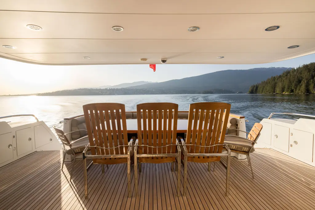 REPOSADO 2000 Westport Crescent Yacht For Sale in Vancouver BC REPOSADO 2000 Westport Crescent Yacht For Sale in Vancouver BC