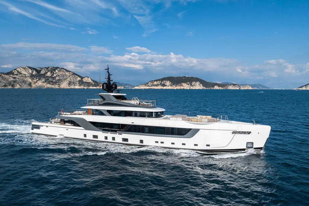SILVER STAR I 2023 Admiral 55 S-Force Yacht For Sale in Livorno IT-LI SILVER STAR I 2023 Admiral 55 S-Force Yacht For Sale in Livorno IT-LI