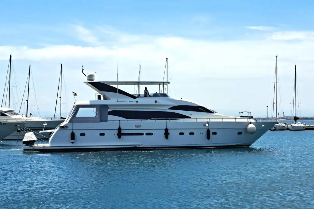 2006 Monte Fino 76 Yacht For Sale in Empuriabrava ES-GI 2006 Monte Fino 76 Yacht For Sale in Empuriabrava ES-GI