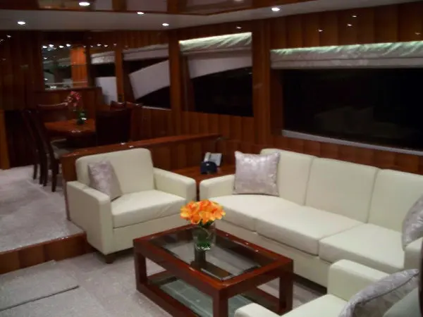 2026 Johnson Johnson 79 CPMY Yacht For Sale in Newport Beach 2026 Johnson Johnson 79 CPMY Yacht For Sale in Newport Beach