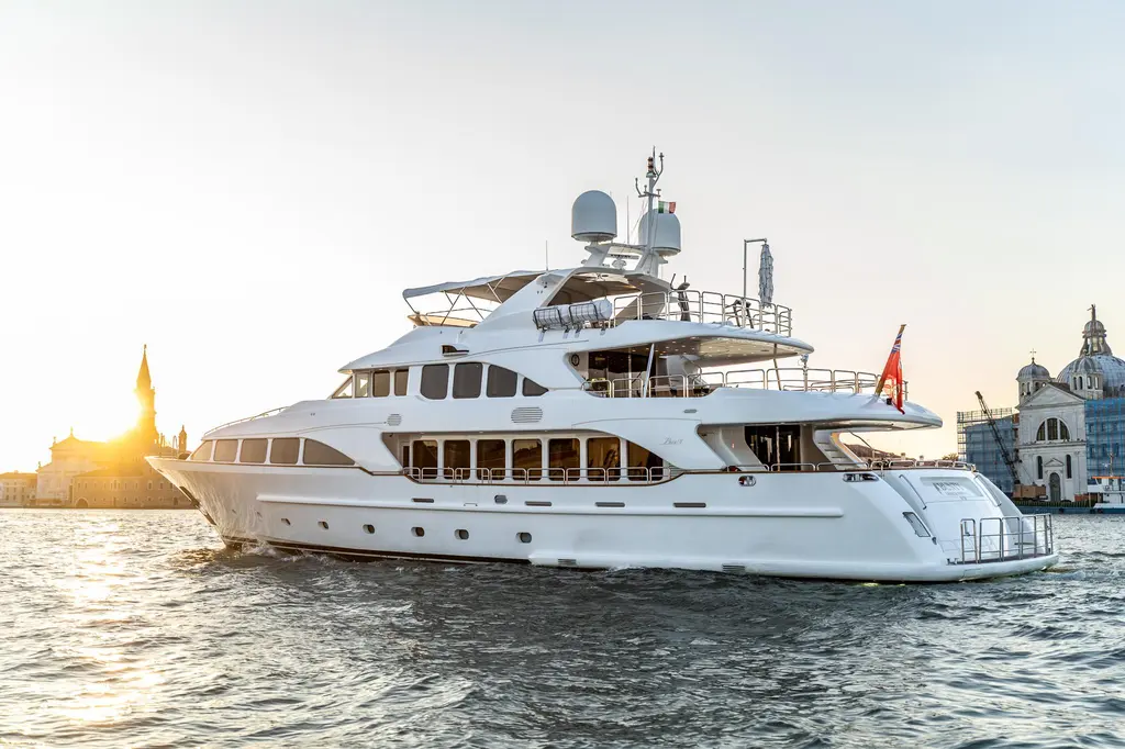Bunty 2009 Benetti 120 Yacht For Sale in Imperia IT-IM Bunty 2009 Benetti 120 Yacht For Sale in Imperia IT-IM