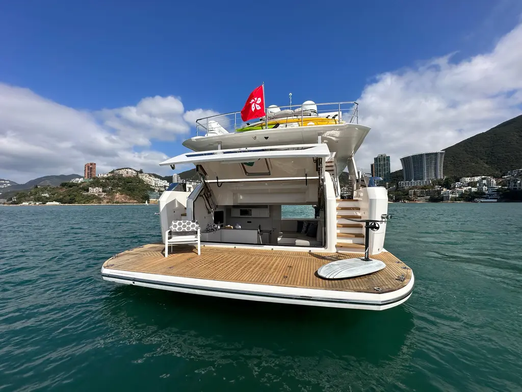 Black Soil 2021 Horizon FD80 Yacht For Sale in Hong Kong Black Soil 2021 Horizon FD80 Yacht For Sale in Hong Kong