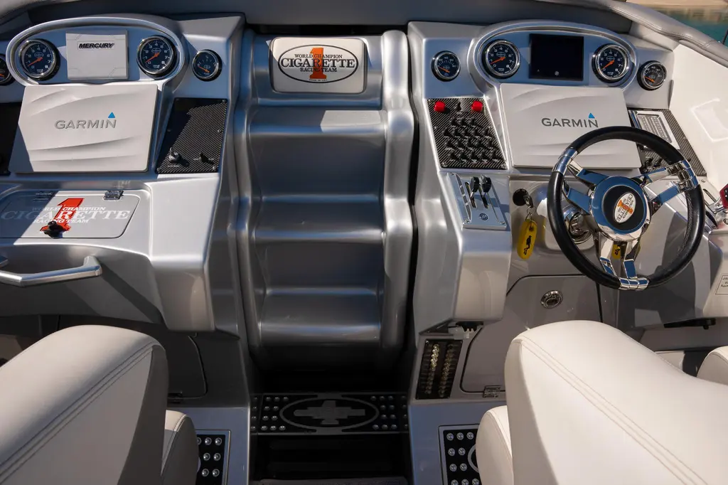 2017 Cigarette 50' Marauder Yacht For Sale in Kuwait City 2017 Cigarette 50' Marauder Yacht For Sale in Kuwait City