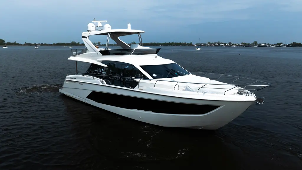 2022 Absolute Yachts 62 Fly Yacht For Sale in Staten Island NY 2022 Absolute Yachts 62 Fly Yacht For Sale in Staten Island NY