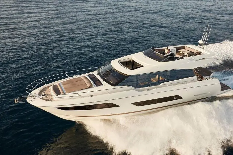  2019 Prestige 680S Yacht For Sale in Marina di imperia IT-IM