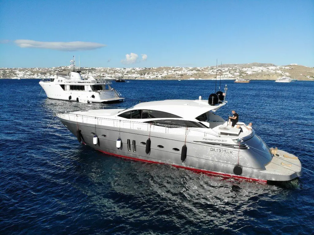 2007 Pershing 62 Yacht For Sale in beirut 2007 Pershing 62 Yacht For Sale in beirut