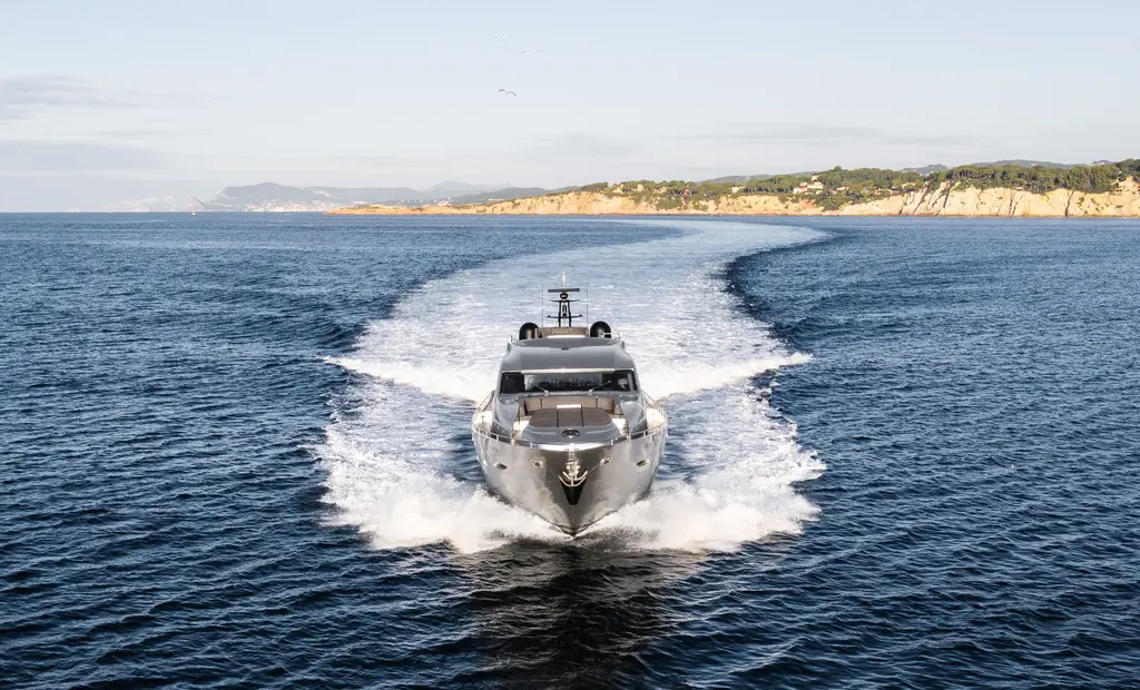 2012 Pershing 92 Yacht For Sale in Six-Fours-les-Plages 83 2012 Pershing 92 Yacht For Sale in Six-Fours-les-Plages 83
