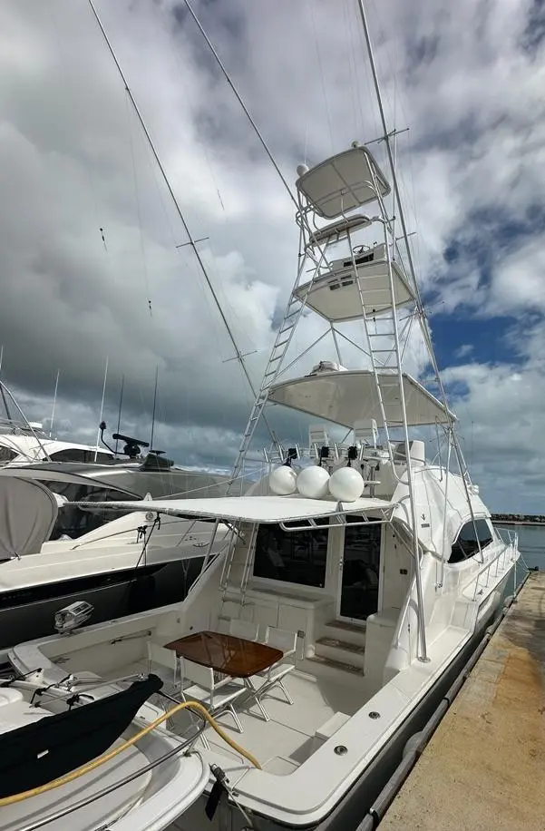 2002 Bertram 510 Convertible Yacht For Sale in Fajardo 2002 Bertram 510 Convertible Yacht For Sale in Fajardo