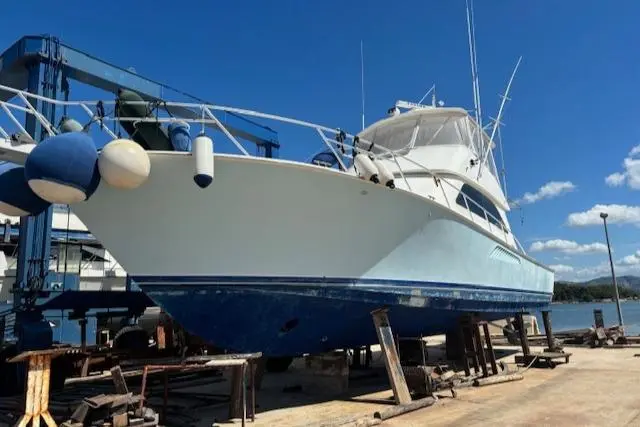 2008 Viking 52 Convertible Yacht For Sale in Šibenik 2008 Viking 52 Convertible Yacht For Sale in Šibenik
