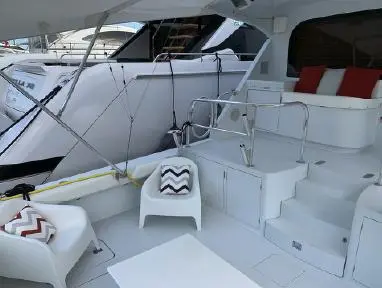 2004 Hatteras 70 Enclosed Bridge Yacht For Sale in Athens 2004 Hatteras 70 Enclosed Bridge Yacht For Sale in Athens