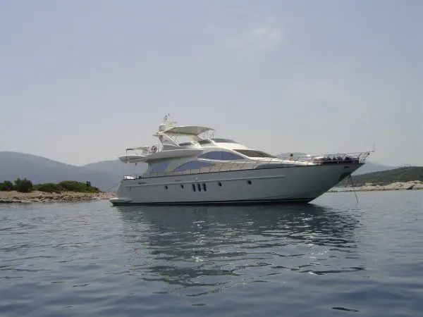 2002 Azimut 80 Yacht For Sale in Athens 2002 Azimut 80 Yacht For Sale in Athens