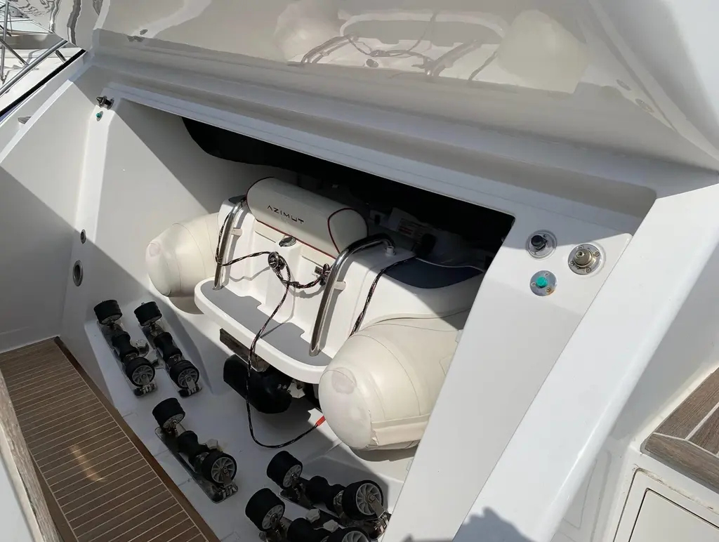 2013 Azimut 55S Yacht For Sale in FARO 2013 Azimut 55S Yacht For Sale in FARO